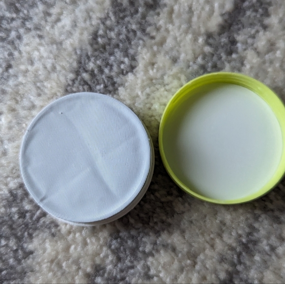 Sephora Glow Peel Pads - Picture 2 of 2